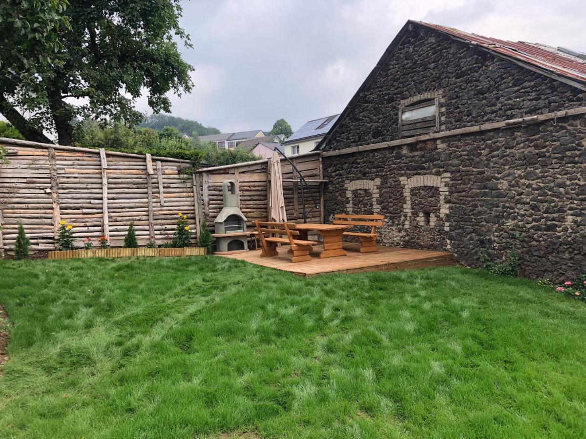 Stilvolles Eifelhaus Am Nuerburgring Mit Eigenem Garten بوص المظهر الخارجي الصورة